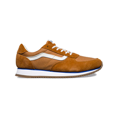 2 sport shoes